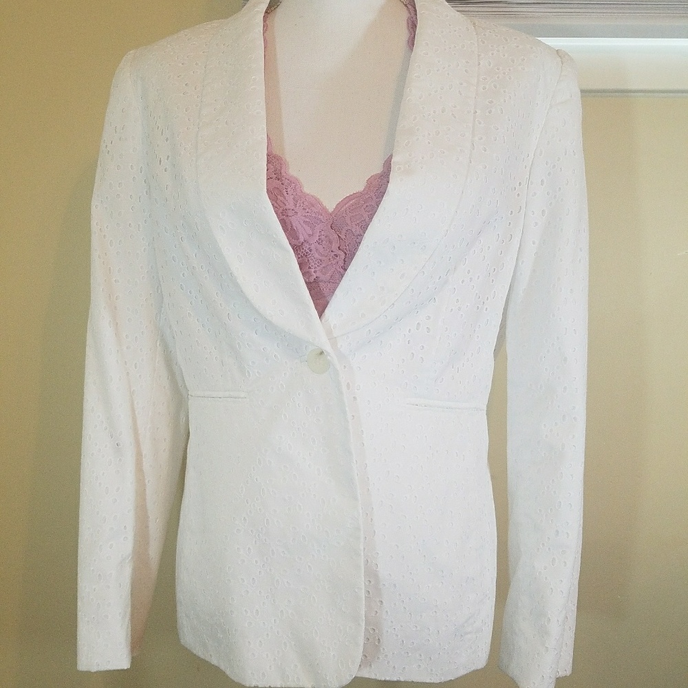 Preston and York white blazer